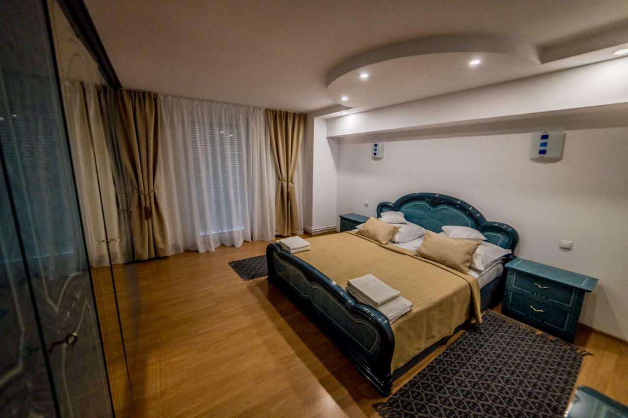 Apartmán Apartament Sorina Maria Deva Exteriér fotografie
