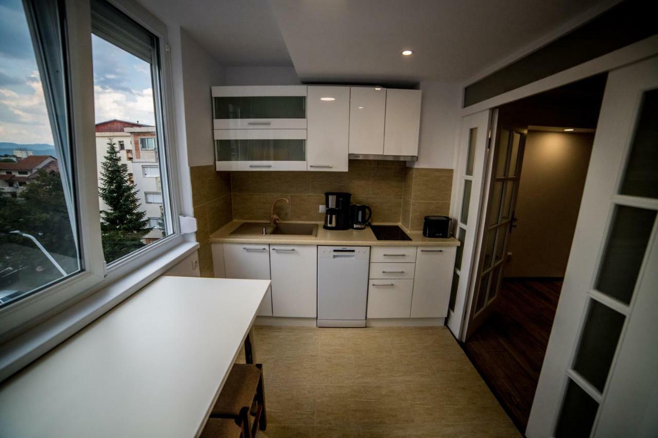 Apartmán Apartament Sorina Maria Deva Exteriér fotografie