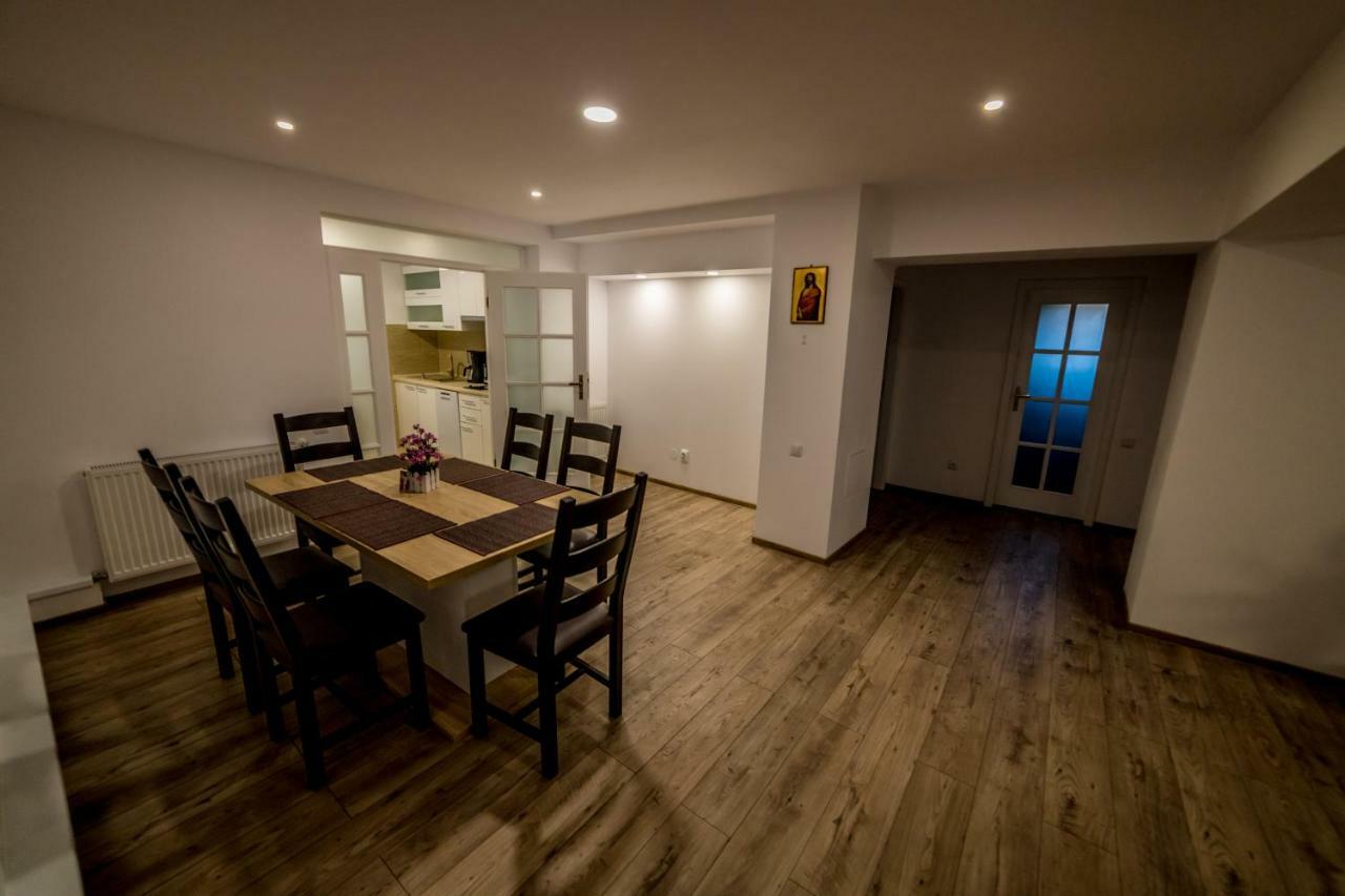 Apartmán Apartament Sorina Maria Deva Exteriér fotografie